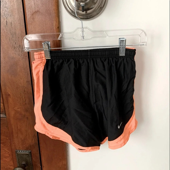 Nike Dry-Fit Shorts - Picture 1 of 5